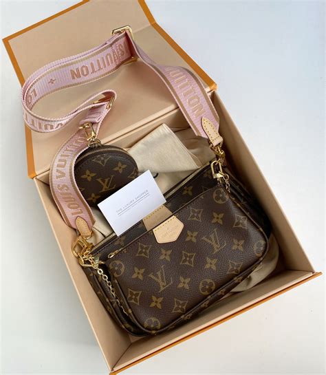 Products by Louis Vuitton: Multi Pochette Accessoires